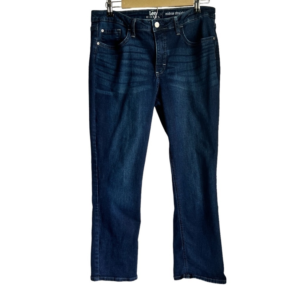 Lee’s Mid Rise Straight Leg Women’s Denim Jeans.  Size 12P.